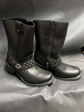 Harley-Davidson Women's Macie 8-Inch Rhinestone Strap Biker Boots (D84359)